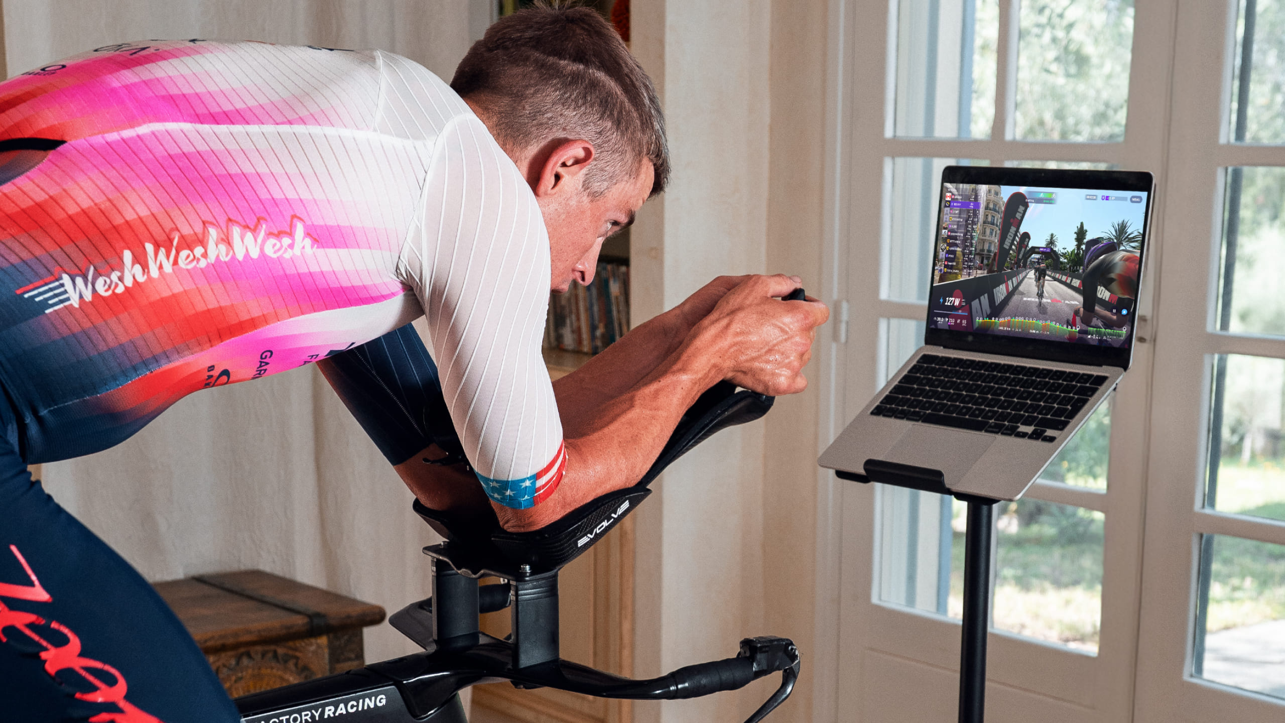 Ciclismo indoor con ROUVY en TV