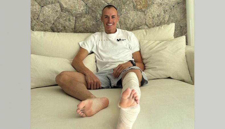 Enric Mas se opera con éxito y empieza la recuperación